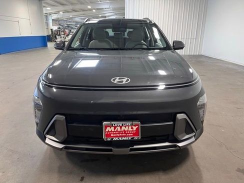Used 2024 Hyundai Kona Limited image 8