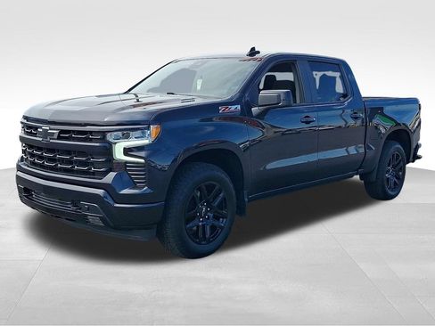 Used 2024 Chevrolet Silverado 1500 RST w/ Z71 Off-Road Package AWD/4WD image 3