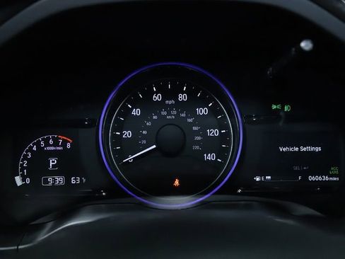 Used 2020 Honda HR-V Touring image 34