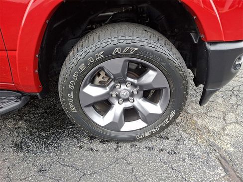 Used 2022 RAM 1500 Big Horn w/ Built-to-serve Edition image 8