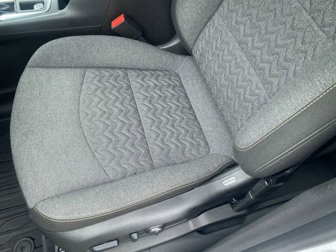 Used 2024 Chevrolet Equinox LT w/ LPO, Floor Liner Package image 11