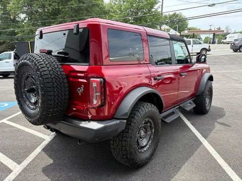 Certified 2025 Ford Bronco Badlands AWD/4WD image 3