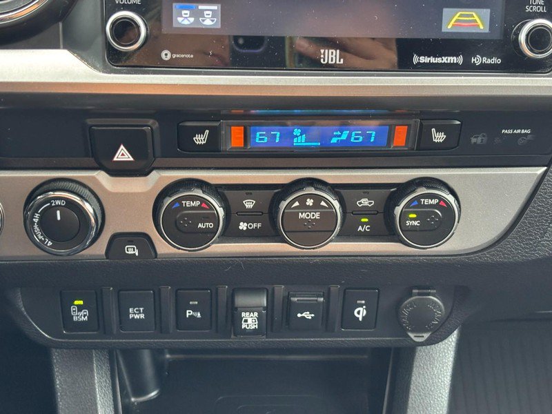 Used 2022 Toyota Tacoma Limited AWD/4WD image 25