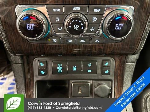 Used 2017 Chevrolet Traverse LT image 26