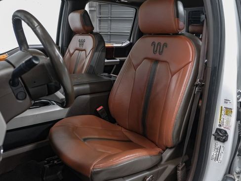 Used 2020 Ford F250 King Ranch w/ King Ranch Ultimate Package AWD/4WD image 27