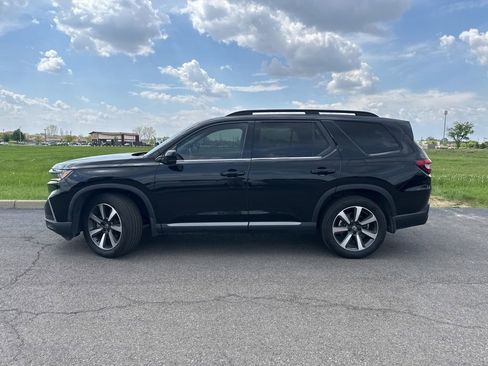 Used 2023 Honda Pilot Elite image 10