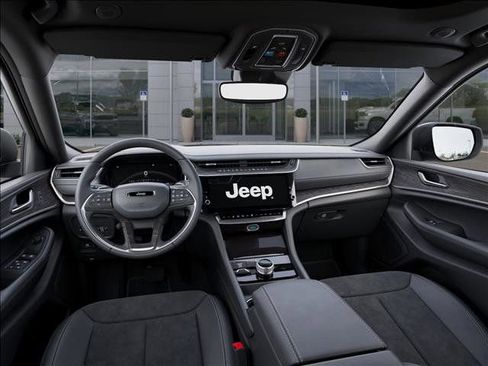 New 2026 Jeep Grand Cherokee Altitude RWD image 14