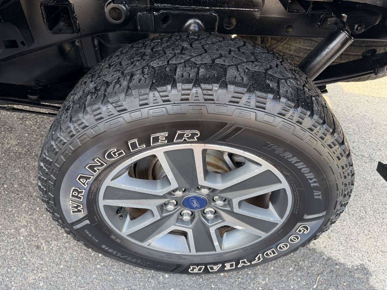 Used 2016 Ford F150 XLT w/ Equipment Group 301A Mid AWD/4WD image 9