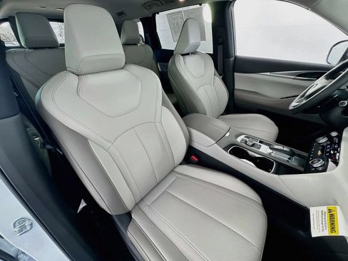Certified 2026 INFINITI QX60 Luxe w/ Cargo Package FWD image 31