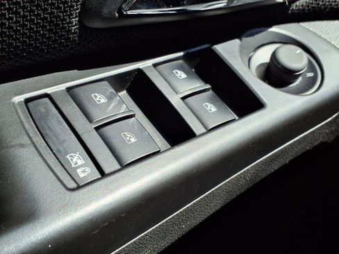 Used 2013 Chevrolet Cruze LT FWD image 18