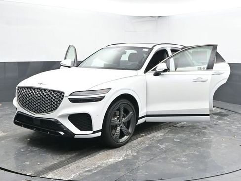 Used 2023 Genesis GV70 2.5T Sport Prestige w/ Sport Prestige Package image 54