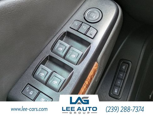 Used 2018 Chevrolet Tahoe Premier RWD image 22