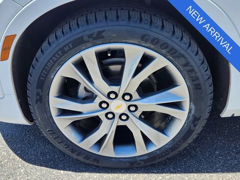 Used 2019 Chevrolet Blazer Premier w/ Sun and Wheels Package AWD/4WD image 15