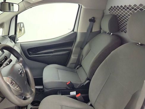 Used 2020 Nissan NV200 SV w/ Back Door Glass Package image 19