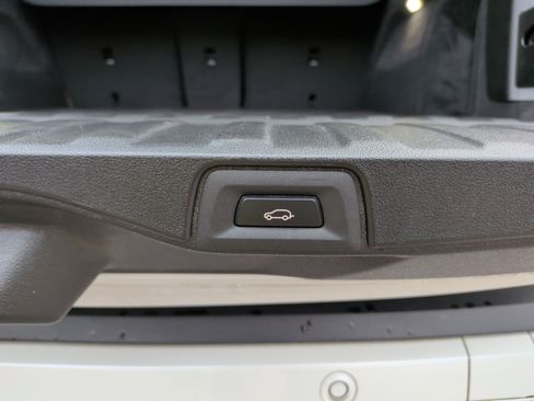 Used 2019 BMW X5 xDrive40i w/ Premium Package 2 image 37