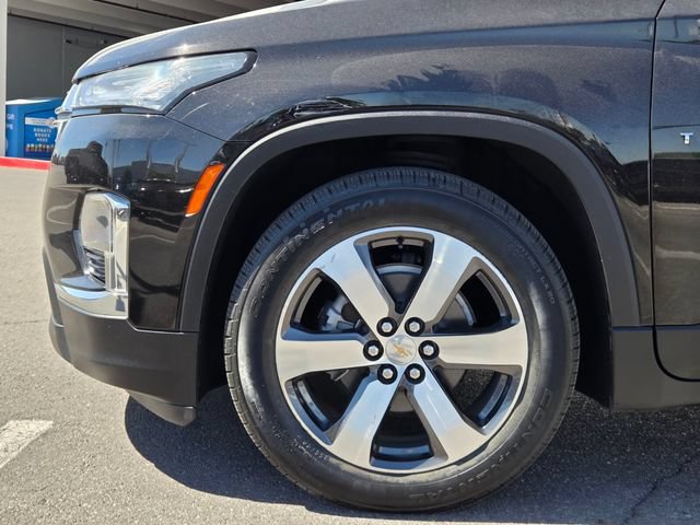 Certified 2023 Chevrolet Traverse LT w/ LT Premium Package AWD/4WD image 9