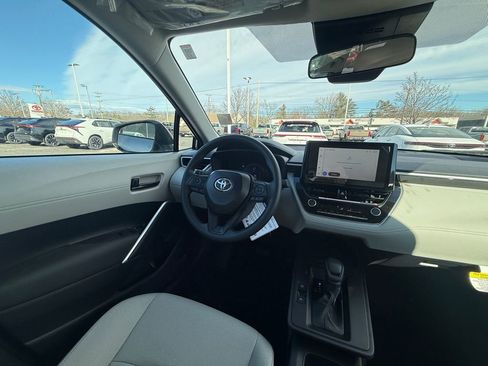 New 2026 Toyota Corolla Cross L image 11