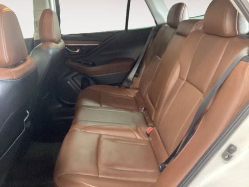 Certified 2022 Subaru Outback Touring AWD/4WD image 13