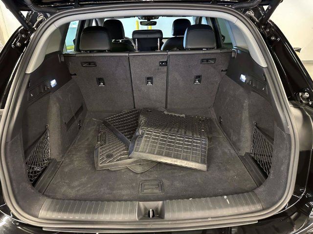 Used 2025 Audi Q6 e-tron Premium w/ Convenience Package AWD/4WD image 11
