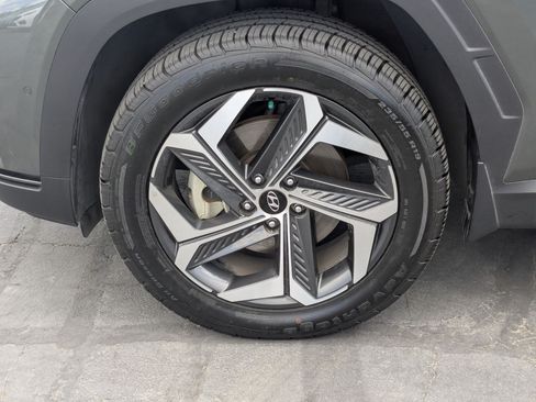 Used 2023 Hyundai Tucson Limited AWD/4WD image 15