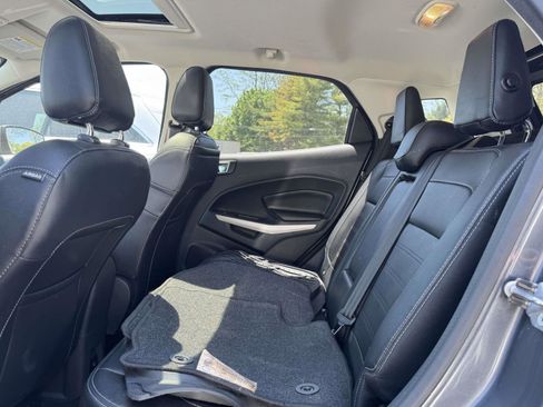Used 2019 Ford EcoSport Titanium AWD/4WD image 8