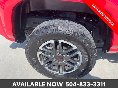 Used 2025 Toyota Tacoma TRD Sport AWD/4WD image 11