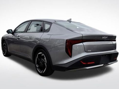 Certified 2025 Kia K4 EX image 12