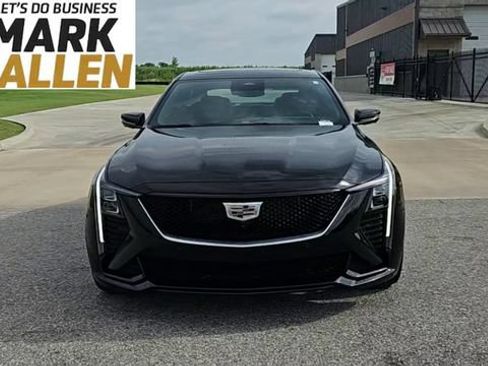 Used 2025 Cadillac CT5 V RWD image 3