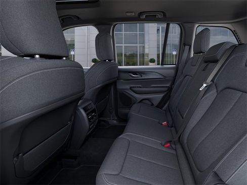 New 2025 Jeep Grand Cherokee Laredo X w/ Luxury Tech Group I image 23