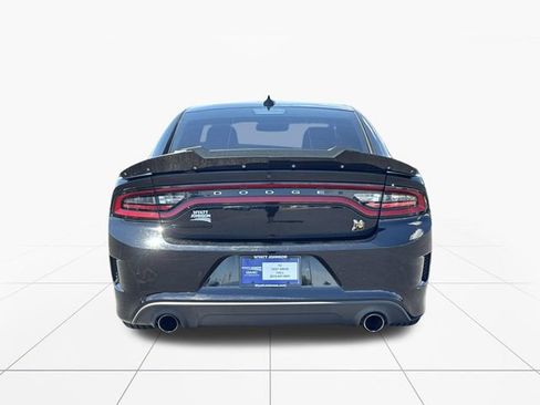 Used 2022 Dodge Charger Scat Pack w/ Navigation & Travel Group RWD image 4