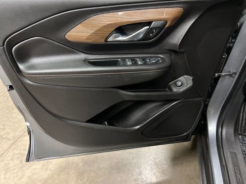 Used 2019 GMC Terrain SLE w/ Driver Convenience Package image 10