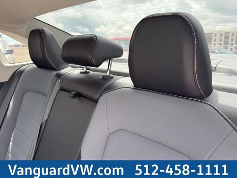 New 2026 Volkswagen Jetta SE FWD image 30
