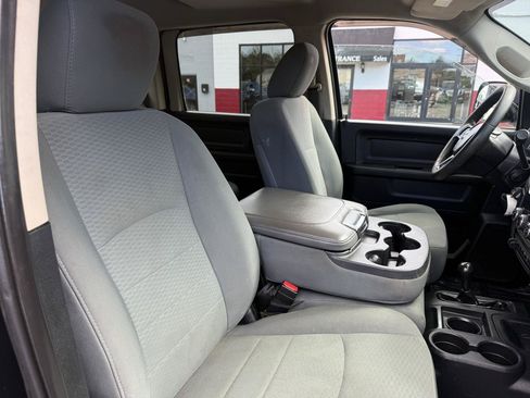 Used 2016 RAM 2500 Tradesman w/ Chrome Appearance Group AWD/4WD image 17