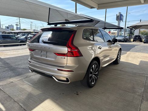 Used 2024 Volvo XC60 B5 Plus AWD/4WD image 5