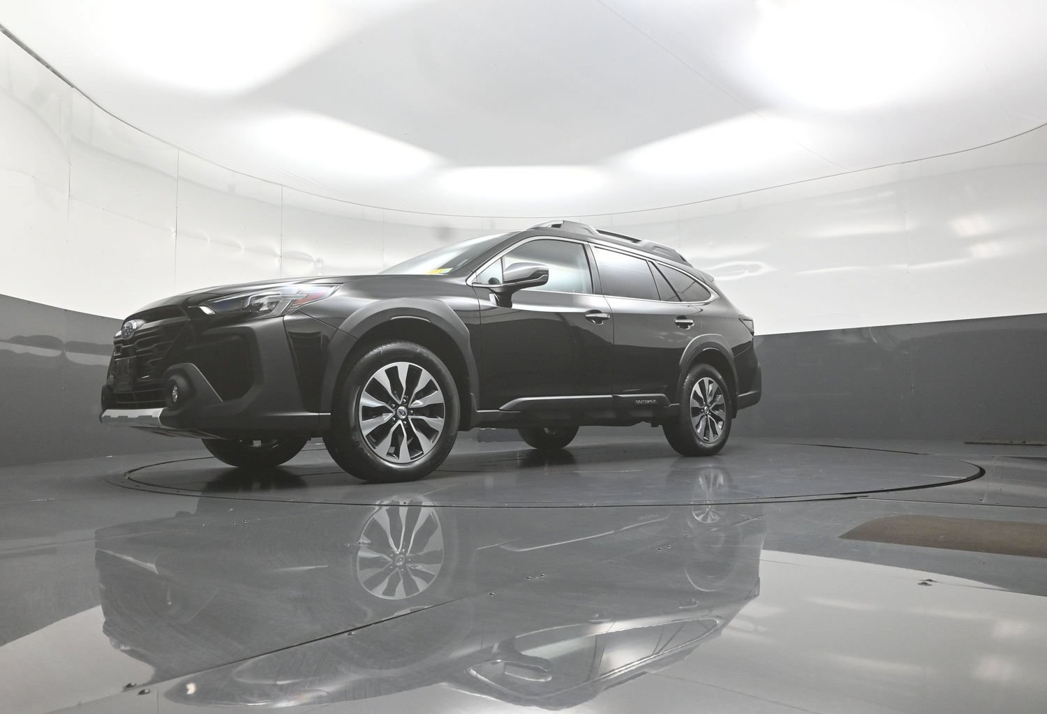 Certified 2024 Subaru Outback Touring XT AWD/4WD image 11