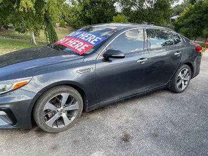 Used 2019 Kia Optima S w/ S Panoramic Sunroof Package