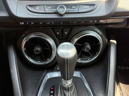 Used 2017 Chevrolet Camaro SS RWD image 18