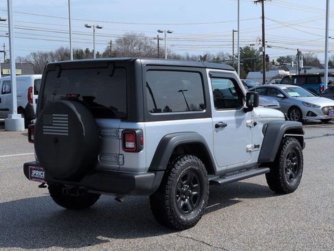 Used 2023 Jeep Wrangler Sport image 5
