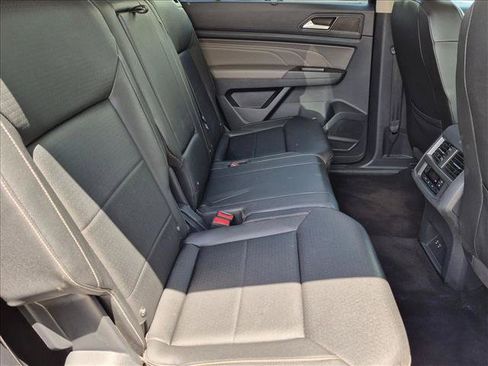 Used 2023 Volkswagen Atlas SE FWD image 18
