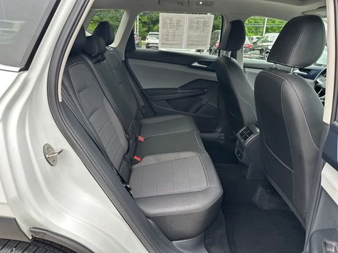 Certified 2024 Volkswagen Taos SE AWD/4WD image 35