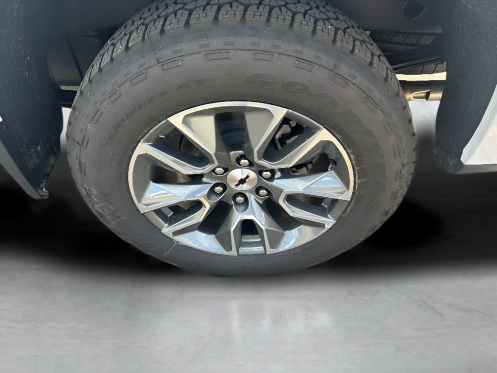 New 2026 Chevrolet Silverado 1500 RST w/ RST All Star Premium Package AWD/4WD image 9