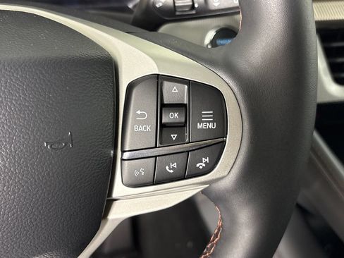 New 2026 Ford Explorer Active w/ Active Comfort Package RWD image 18