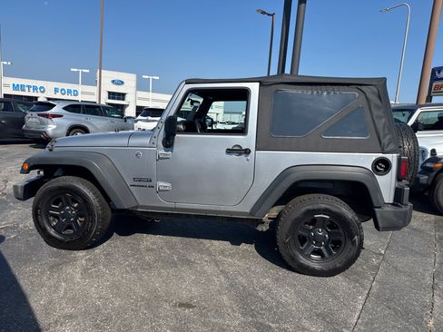 Used 2017 Jeep Wrangler Sport w/ Trailer Tow Group AWD/4WD image 3