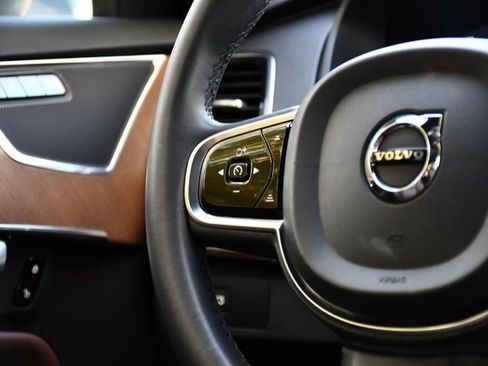 Used 2024 Volvo XC90 B6 Plus w/ Protection Package Premier image 19