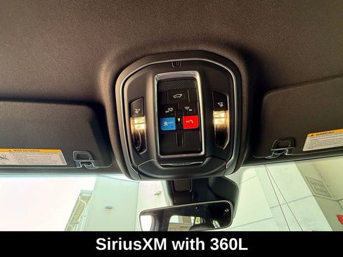 New 2026 Jeep Grand Cherokee Altitude image 12