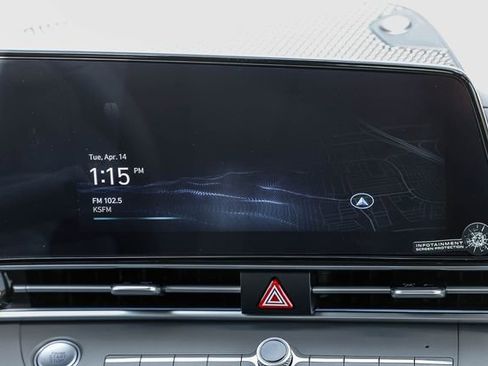New 2025 Hyundai Elantra SEL FWD image 14