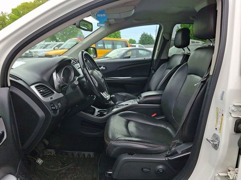 Used 2019 Dodge Journey GT AWD/4WD image 13