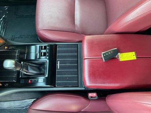 Used 2020 Lexus GX 460 Premium image 29