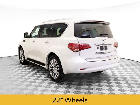 Used 2017 INFINITI QX80 Base w/ Driver Assistance Package image 3