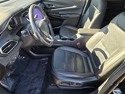 Used 2023 Chevrolet Bolt EUV LT w/ Convenience Package image 10